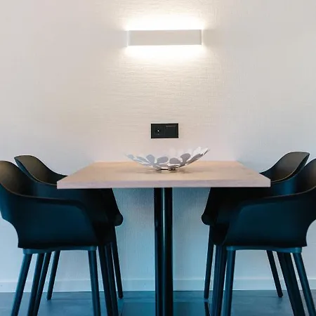 Moderne 3 Zi.-fewo Blackforestart Naehe Freiburg * Simonswald