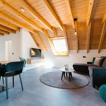 Appartement Moderne 3 Zi.-fewo Blackforestart Naehe Freiburg