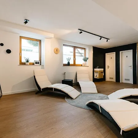 Moderne 3 Zi.-fewo Blackforestart Naehe Freiburg Simonswald
