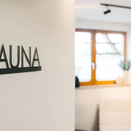 Moderne 3 Zi.-fewo Blackforestart Naehe Freiburg * Simonswald