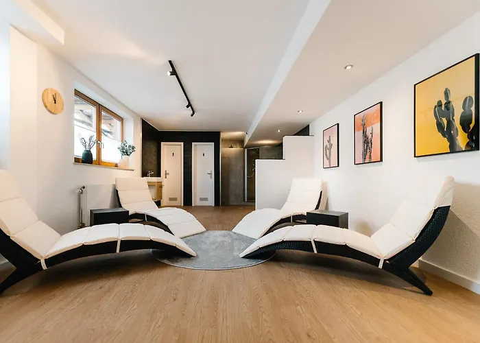 Apartamento Moderne 3 Zi.-fewo Blackforestart Naehe Freiburg *